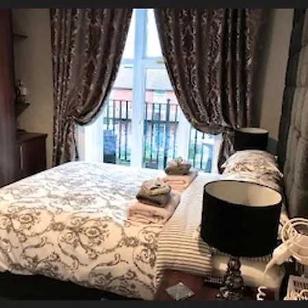 The Wayfarer, Robin Hoods Bay Робин-Худс-Бей