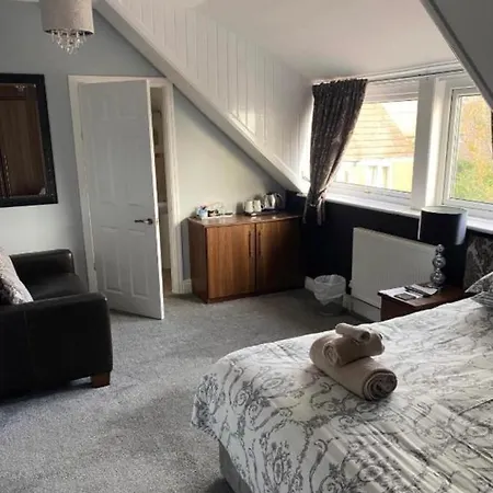 The Wayfarer, Robin Hoods Bay Робин-Худс-Бей