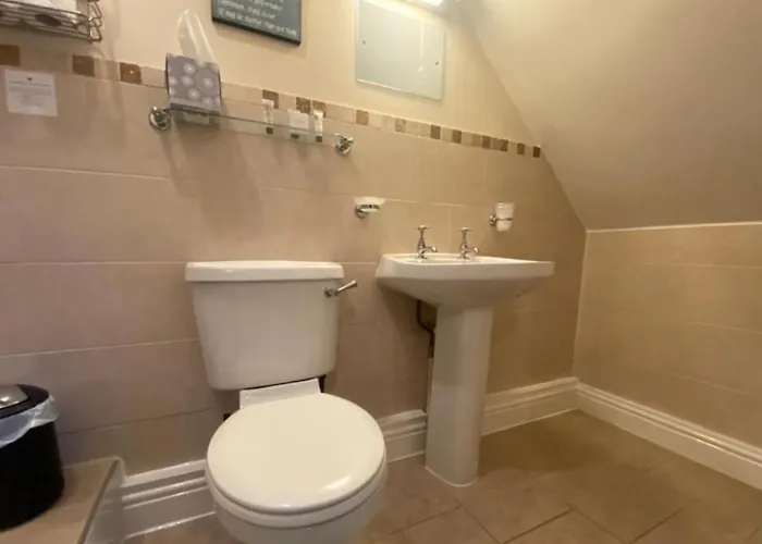 The Wayfarer, Robin Hoods Bay