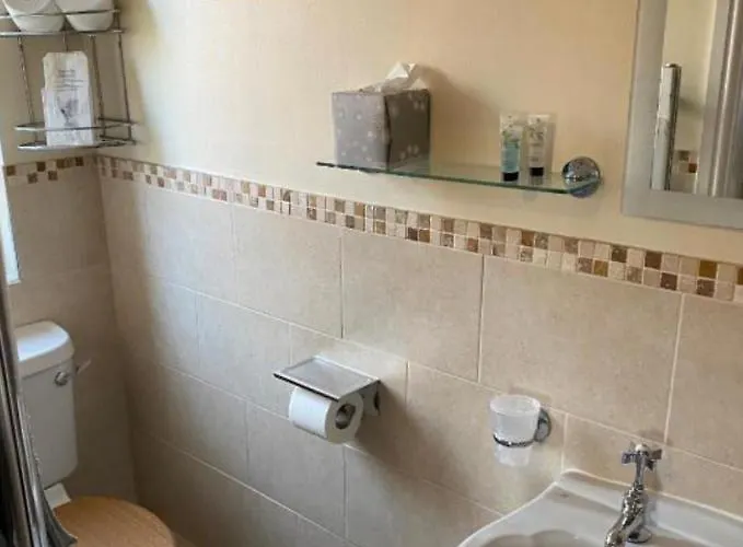 The Wayfarer, Robin Hoods Bay