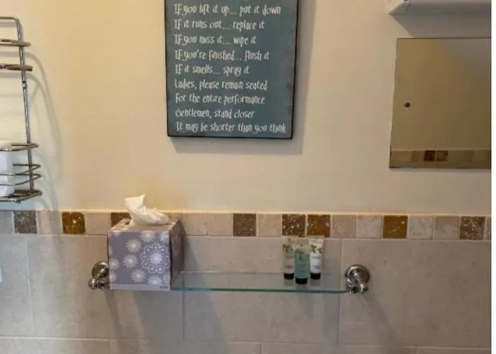 The Wayfarer, Robin Hoods Bay 3*